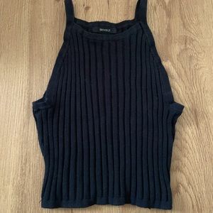 Ribbed, high neck crop top